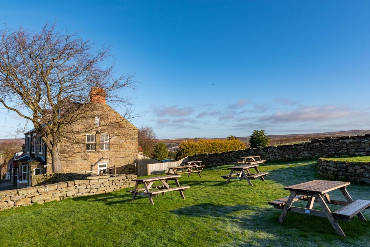 The Fox & Hounds Inn & Camping Pods Danby Exteriér fotografie